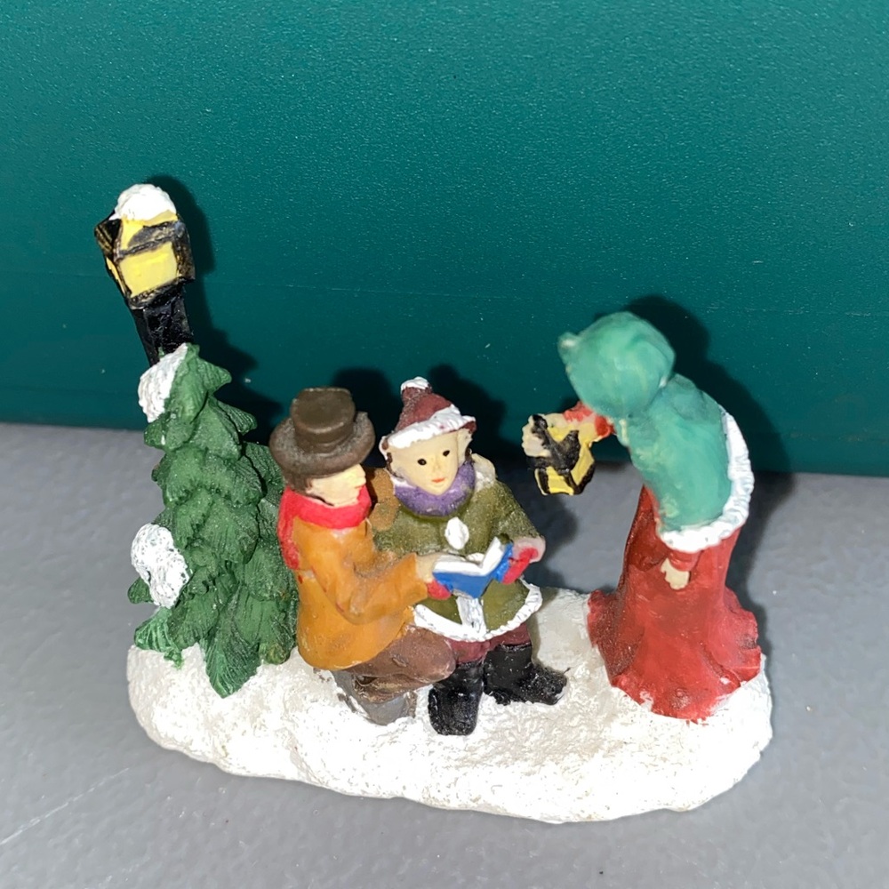 Festive Holiday Figurine with Lanterns - Picture 3 of 3